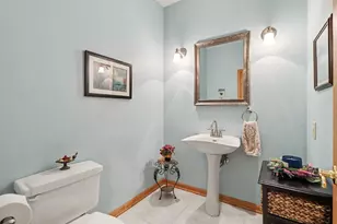 141 Kensington Dr, Valparaiso, IN 46385 - Photo 16