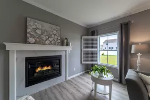 11163 Fayette St, Crown Point, IN 46307 - Photo 16