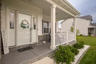 11163 Fayette St, Crown Point, IN 46307 - Photo 6