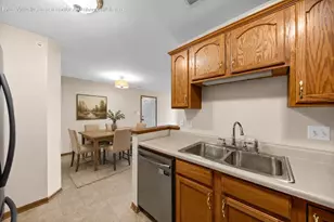 2007 W 75th Pl, Merrillville, IN 46410 - Photo 6