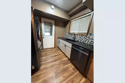 6818 Huron Avenue, Hammond, IN 46323 - Photo 10
