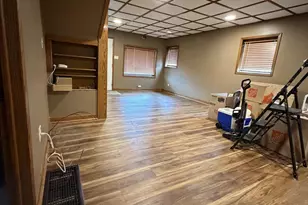 6818 Huron Ave, Hammond, IN 46323 - Photo 4