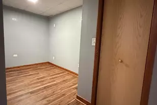 6818 Huron Ave, Hammond, IN 46323 - Photo 14