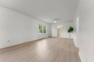 799 N 400 E, Valparaiso, IN 46383 - Photo 12