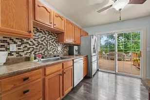 806 Galway Dr, Valparaiso, IN 46385 - Photo 10