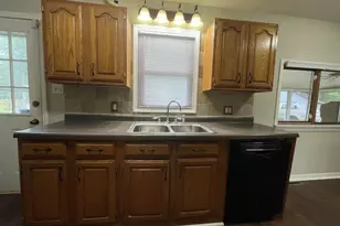 2809 Lois St, Portage, IN 46368 - Photo 6