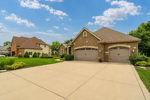9385 Julia Dr, Saint John, IN 46373 - Photo 4