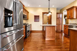 37 Covington Dr, Valparaiso, IN 46385 - Photo 6