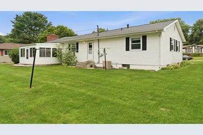 653 Lorraine Drive, Valparaiso, IN 46385 - Photo 4
