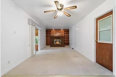 653 Lorraine Drive, Valparaiso, IN 46385 - Photo 12