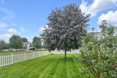 1557 Byfield Parkway, Valparaiso, IN 46385 - Photo 24