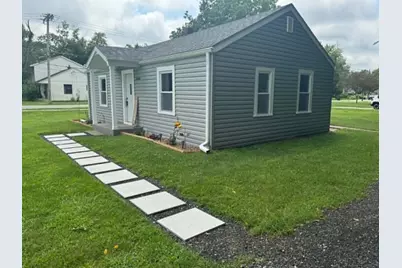 2806 Blake Road, Portage, IN 46368 - Photo 2