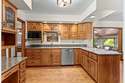 6234 E 109th Avenue, Crown Point, IN 46307 - Photo 8