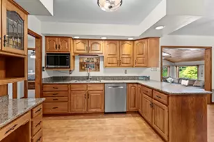 6234 E 109th Ave, Crown Point, IN 46307 - Photo 8