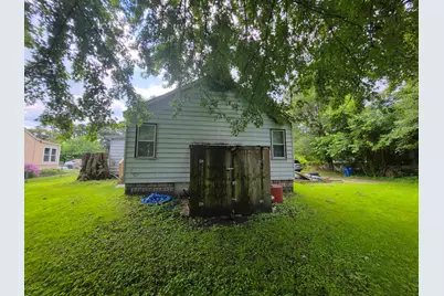 2420 E 35th Avenue, Lake Station, IN 46405 - Photo 10