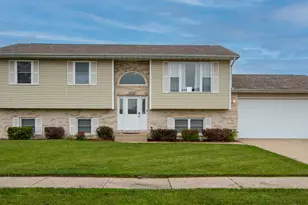 3073 Ramblewood St, Portage, IN 46368 - Photo 2