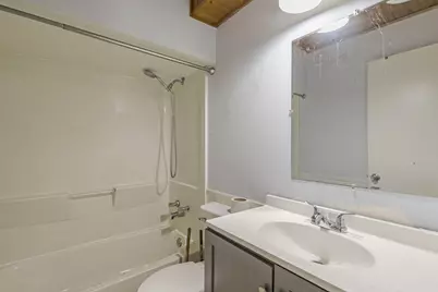 7720 Rhode Island Court, Hammond, IN 46323 - Photo 6