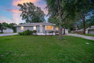 1519 N Cline Ave, Griffith, IN 46319 - Photo 1