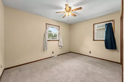 640 Julie Drive, Schererville, IN 46375 - Photo 8