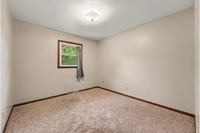 640 Julie Drive, Schererville, IN 46375 - Photo 6