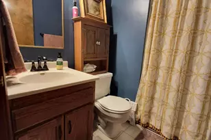 455 Woodlawn Ave, Chesterton, IN 46304 - Photo 8
