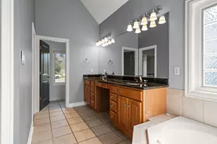 10730 Erie Dr, Crown Point, IN 46307 - Photo 28