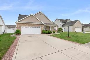 10331 Nelson St, Crown Point, IN 46307 - Photo 2