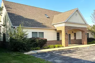 2611 E Chicago St, Valparaiso, IN 46383 - Photo 1