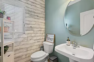 7241 E 104th Pl, Crown Point, IN 46307 - Photo 18