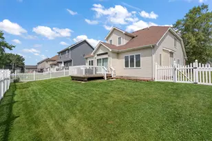 7241 E 104th Pl, Crown Point, IN 46307 - Photo 30