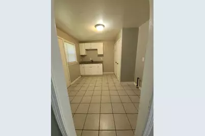 3606 E 9th Avenue, Gary, IN 46403 - Photo 10