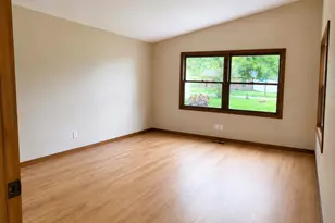 1020 Sievert St, Westchester Township, IN 46304 - Photo 12