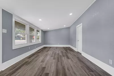 2101 Chase Street, Gary, IN 46404 - Photo 8
