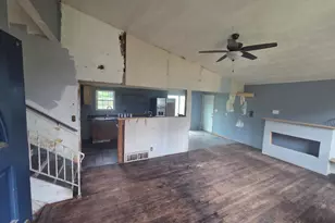 5012 Arthur St, Gary, IN 46408 - Photo 2