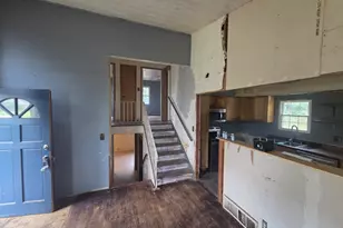 5012 Arthur St, Gary, IN 46408 - Photo 4