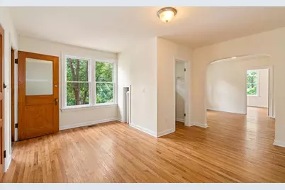 400 E 41st Avenue, Gary, IN 46409 - Photo 8