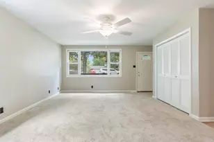 705 2nd Ave NW, Demotte, IN 46310 - Photo 4