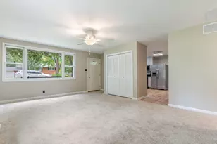 705 2nd Ave NW, Demotte, IN 46310 - Photo 6