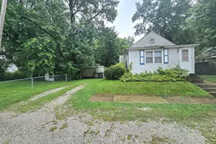 255 E 8th St, Hobart, IN 46342 - Photo 2