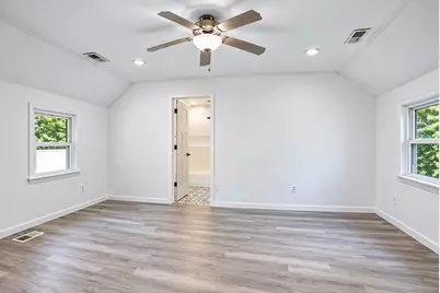403 E 300 S, Valparaiso, IN 46383 - Photo 26