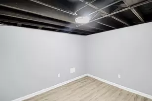 361 Madison St, Gary, IN 46402 - Photo 16