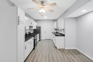 361 Madison St, Gary, IN 46402 - Photo 6