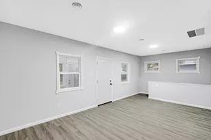 361 Madison St, Gary, IN 46402 - Photo 12