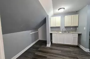1653 W 10th Pl, Gary, IN 46404 - Photo 8