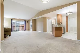 635 Cambridge Ct, Munster, IN 46321 - Photo 10