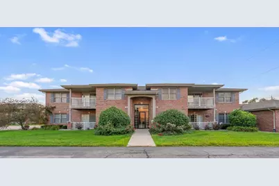 635 Cambridge Court #2b, Munster, IN 46321 - Photo 1