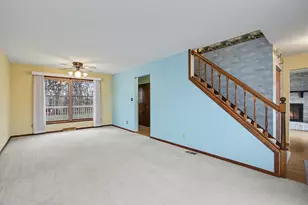 3863 Kingsway Dr, Crown Point, IN 46307 - Photo 10
