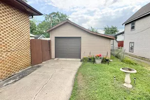 6607 Alabama Ave, Hammond, IN 46323 - Photo 2
