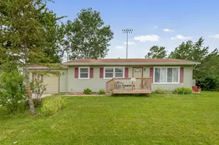 4838 N Clover Ln, Michigan City, IN 46360 - Photo 2