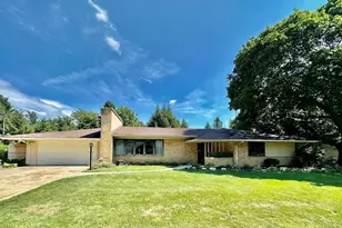 1801 Kingsbury Ave, La Porte, IN 46350 - Photo 1